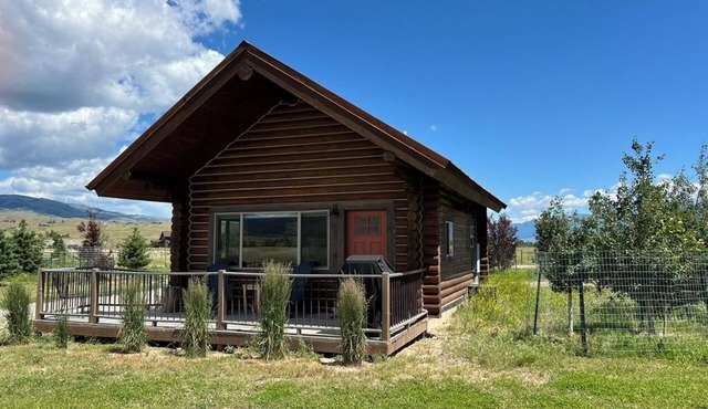 River Haven Cabin-South-Private River Access!