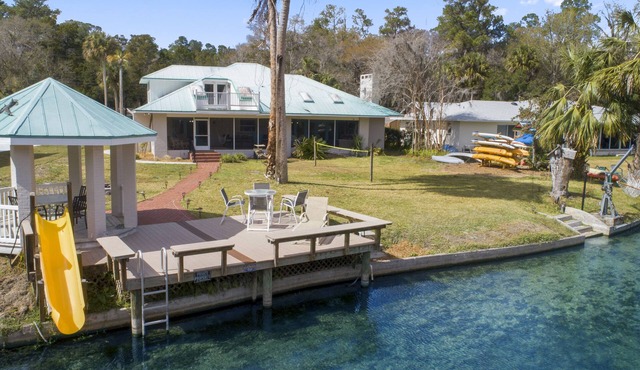 River Haven: Kayaks & Swimming on Rainbow River