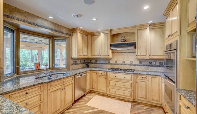 River hideaway located by historic Stillwater MN,