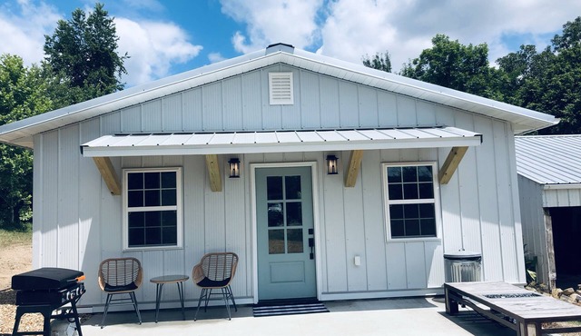 River Home& 15 acres with your own beach next to Hodgson Mill.