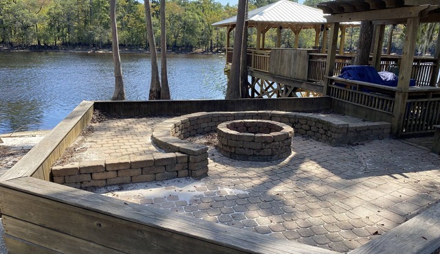 River House at Fork Retch
