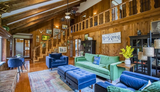 River House, kayak, fishing, king beds, riverfront