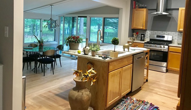 River House- kayaks, bike trails,