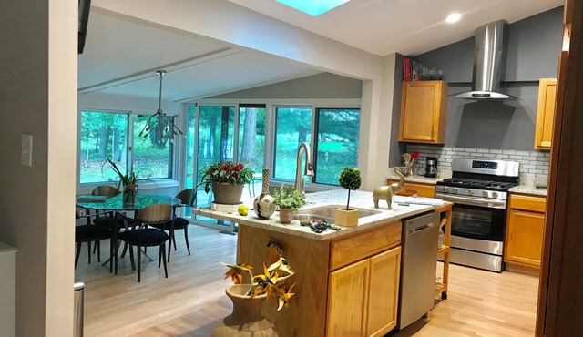 River House Retreats - Nature meets Technology