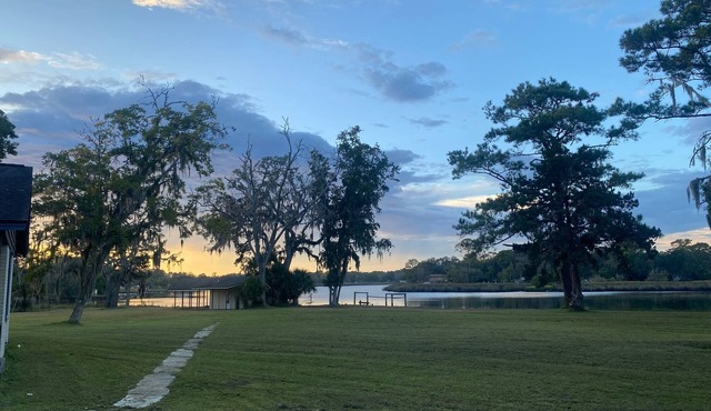 River House w/King Beds 1.5 Acres by Jags Stadium