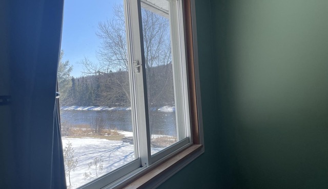River Lea Cottage-on the Majestic Magnetawan River-EASTER DISCOUNT! 4 nights!