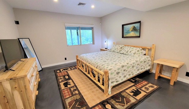 River Mountain Lodge | Great for Large Gatherings