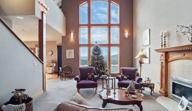 River/Mountain View House Suite #1