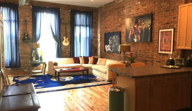 River North's Rock N' Roll - In The Heart of the City