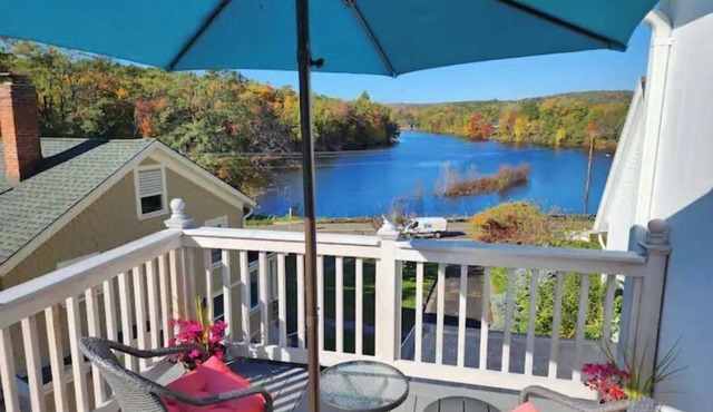 River Overlook - What a view from your deck!