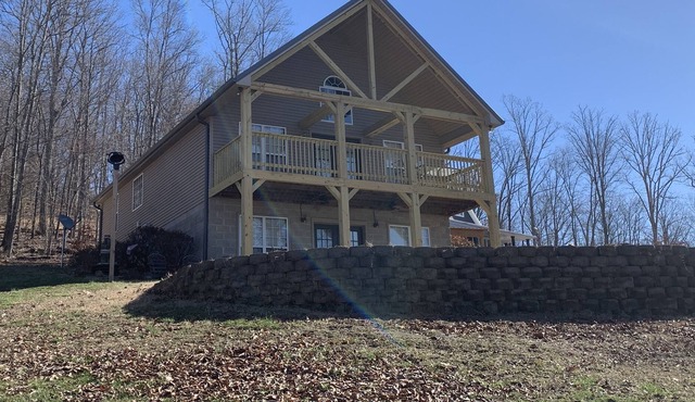 River Retreat-Tennessee River Kentucky Lake Fishing Cabin Stewart County