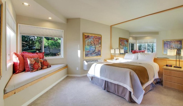 River Ridge 313B - Meredith Lodging