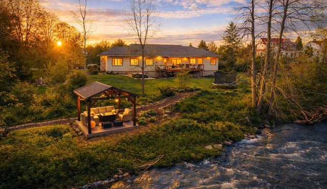 River Ridge North | Private Riverfront Near Kohler