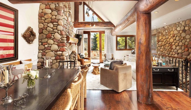 River Rock - Private rooftop with plunge pool and hot tub