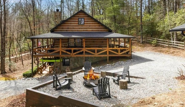River Runners Retreat - Hot Tub, Fire Pit, Fishing