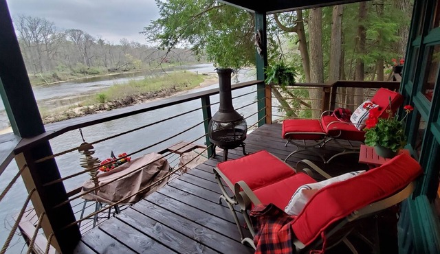 River Rustic Landing