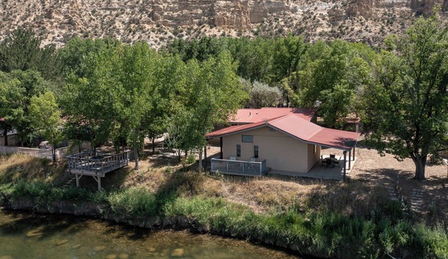 "River's Edge" Cabin Fly Fishing on the San Juan River near Quality Waters.
