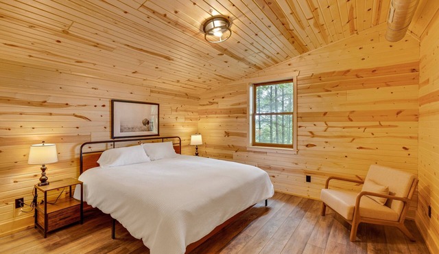 River's Edge: Discover Peace – Your Holiday Retreat Awaits