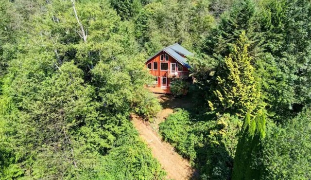 River's Edge Mountain Chalet