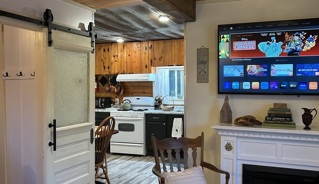 River's Edge, Wisconsin River home located in the city of Rhinelander