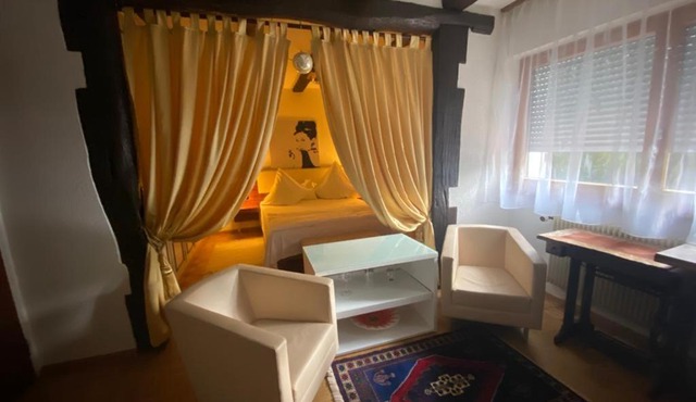 RIVER side appartment