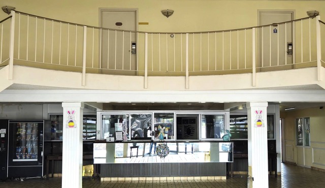 River Valley Inn & Suites (Extended Stay)