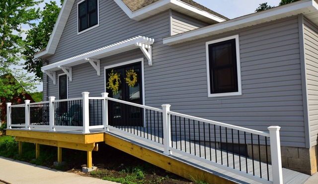 River View #1 - Charming 2-bedroom house with AC, WiFi in serene Iowa Falls