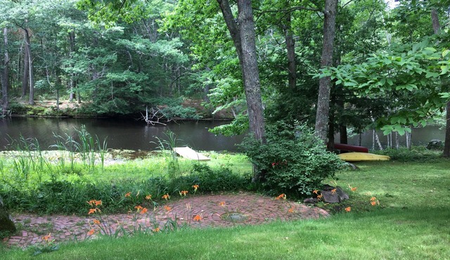River view living in Kennebunkport - New to VRBO.Tranquil and clean.