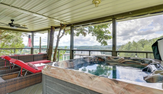 River-View Somerset Home: Large Deck, Fire Pit!