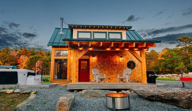 River Views | Private Hot Tub | The Cherry Cabin