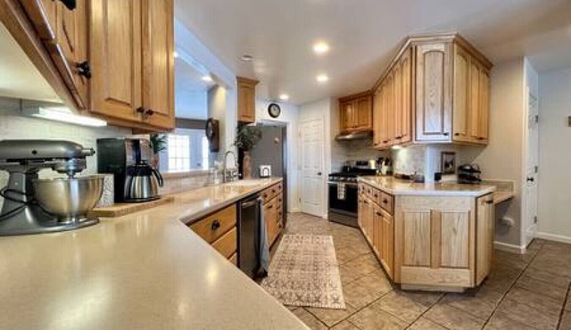 River Walk North - Beautiful 3 Bdrm, 2 Bath