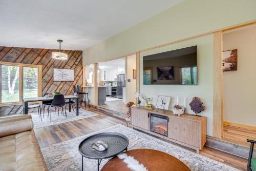 Riverbend Retreat on 7 Acres with River Access!