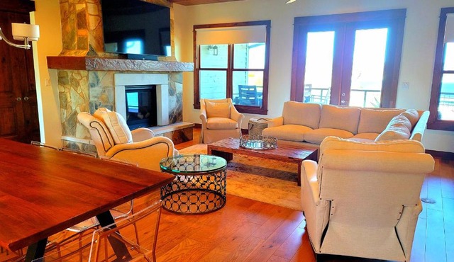 Riverbend Villa #127