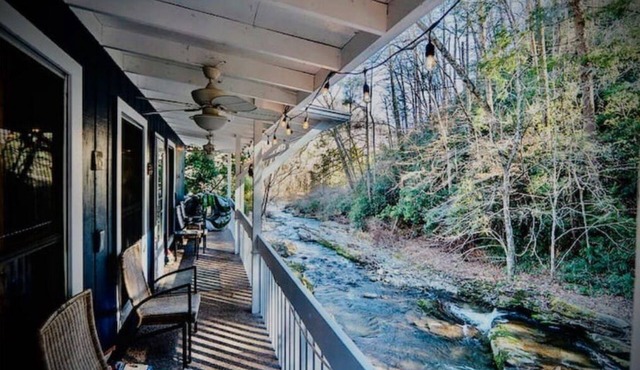 RiverCottage minutes from Chimney Rock & Lake Lure - Hendersonville & Asheville