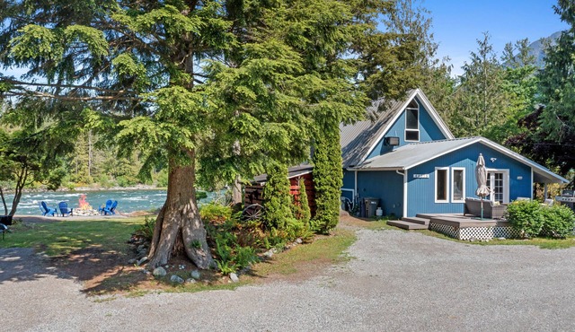 Riverfront A-Frame Cabin/Chalet on 1 acre sleeps 10 - paradise.