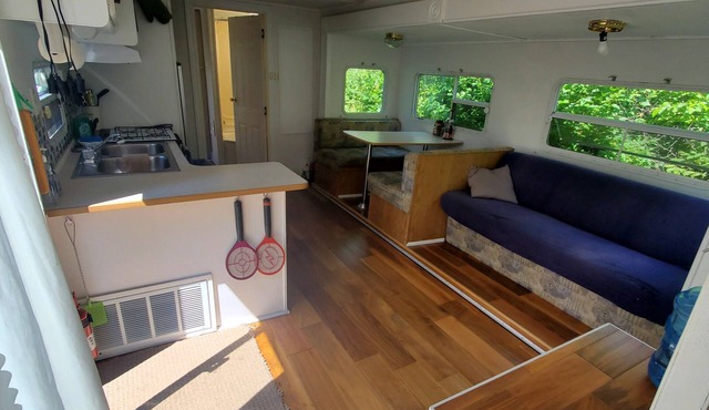 Riverfront Caravan seconds from Bonnechere Provincial Park