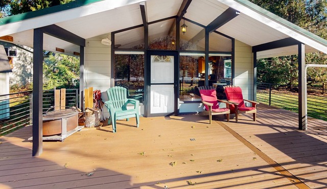 Riverfront, dog-friendly home with hot tub & 262 feet of waterfront property
