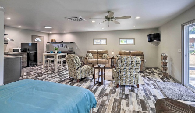 Riverfront Elizabethton Detached Studio w/Grill