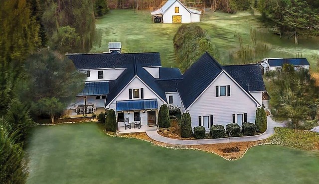 Riverfront Farmhouse & Barndominium. Perfect spot!