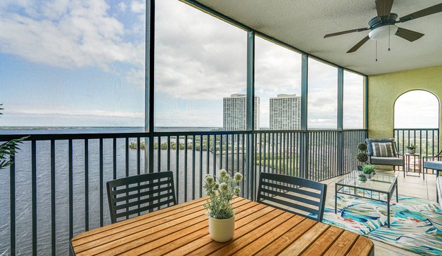 Riverfront Fort Myers Condo w/Community Amenities