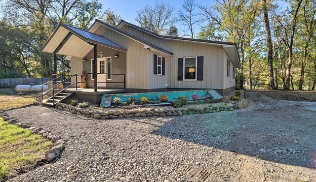 Riverfront 'Heaven on the White' w/Covered Patio!