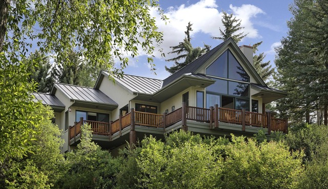 Riverfront Home in Woody Creek - Exceptional location
