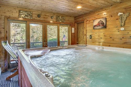 Riverfront Home with Hot Tub Near Killington Resort