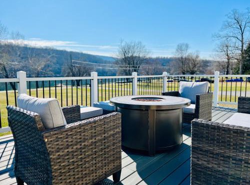 Riverfront House in Harpers Ferry
