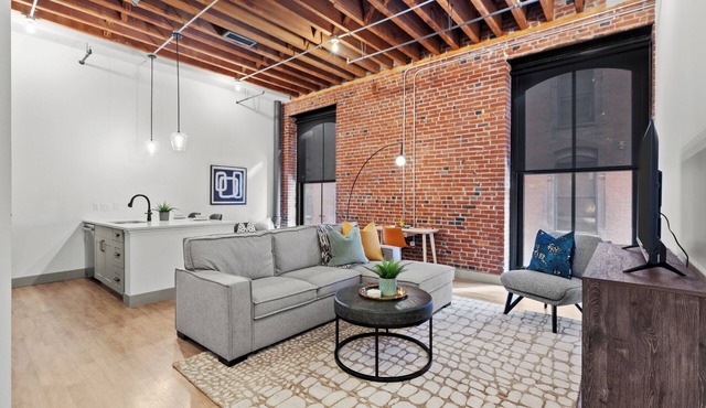 Riverfront Loft Steps from Arch & Convention Center - Walk to Stadium