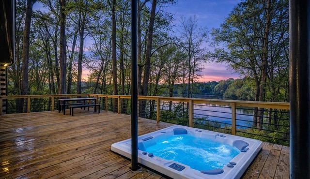 Riverfront Modern Cabin | Hot Tub + Scenic Views