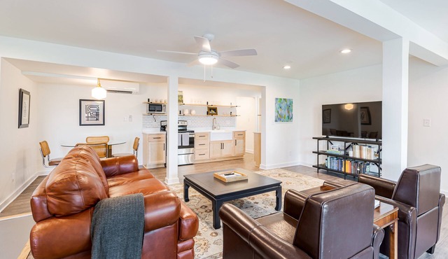 Riverfront Oasis with Mountain Views, close to town