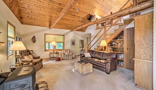 Riverfront Oconto Cabin w/Fire Pit & Yard!