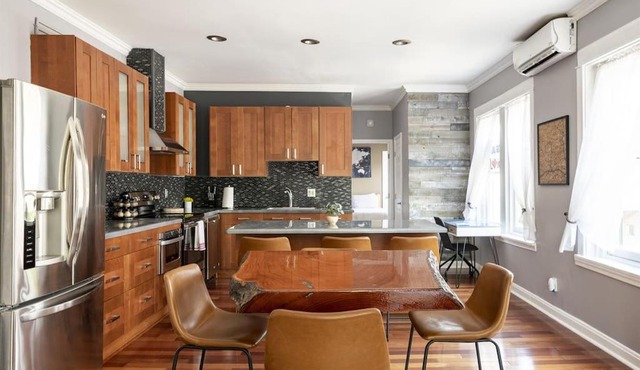 Riverfront Penthouse Suite in Midtown Harrisburg near Hershey