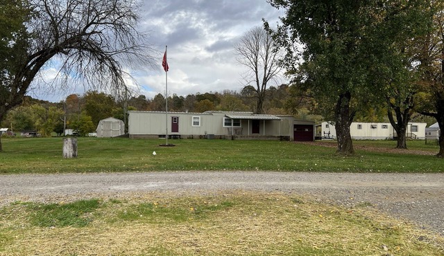 Riverfront property close to public hunting grounds